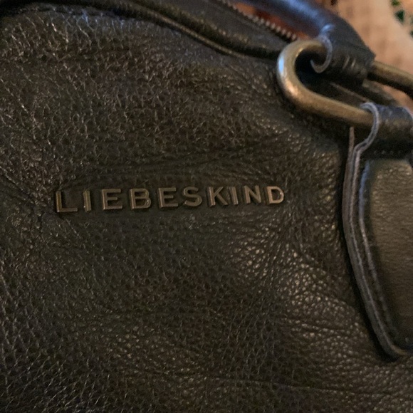 LIEBESKIND Amanda Slouchy Leather Back Sat… - Picture 16 of 16